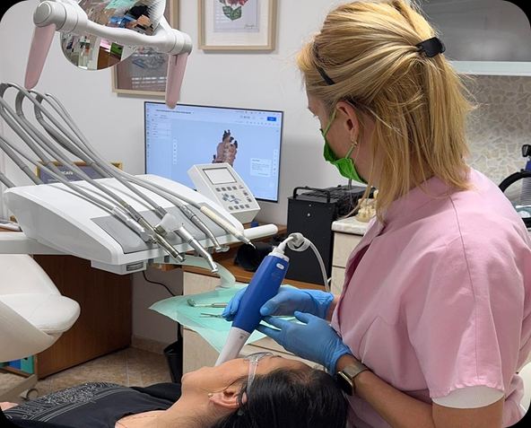 Дентално лечение в Smile Care